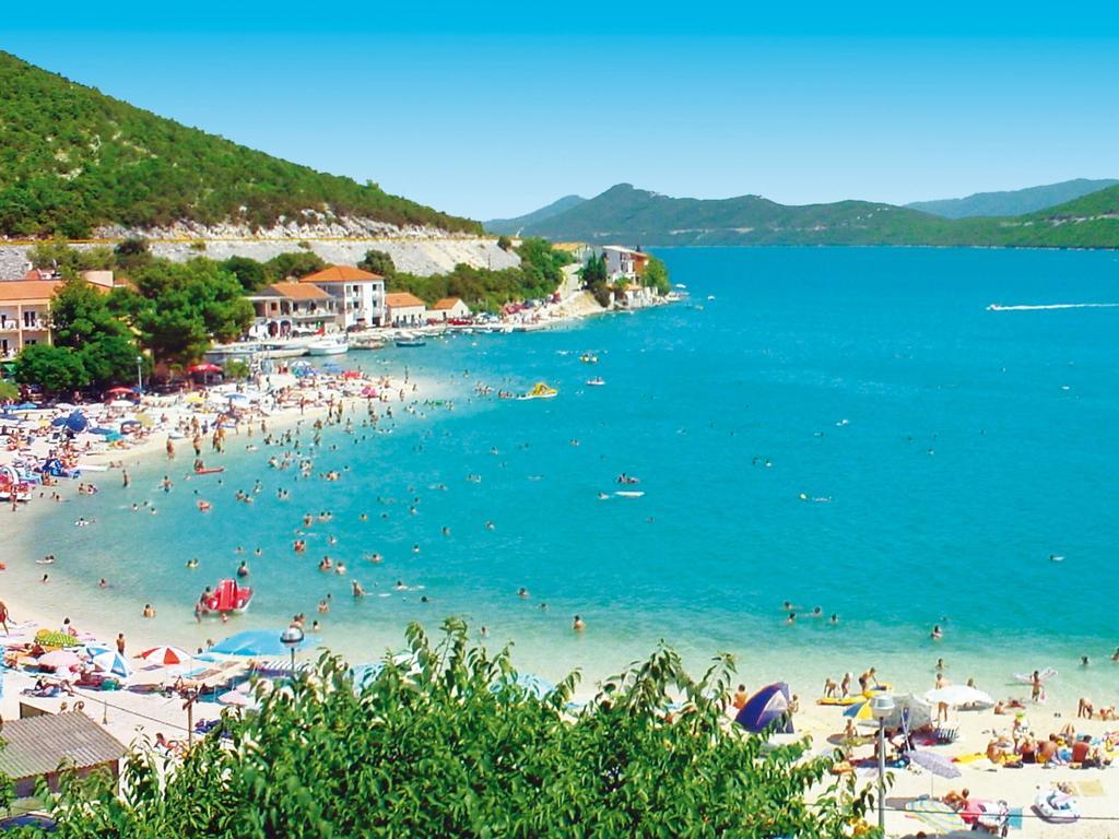 Guest House & Restaurant Adriatic קלק מראה חיצוני תמונה